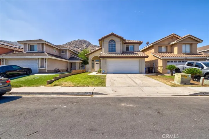 16045 Peach Tree, Fontana, California 92337