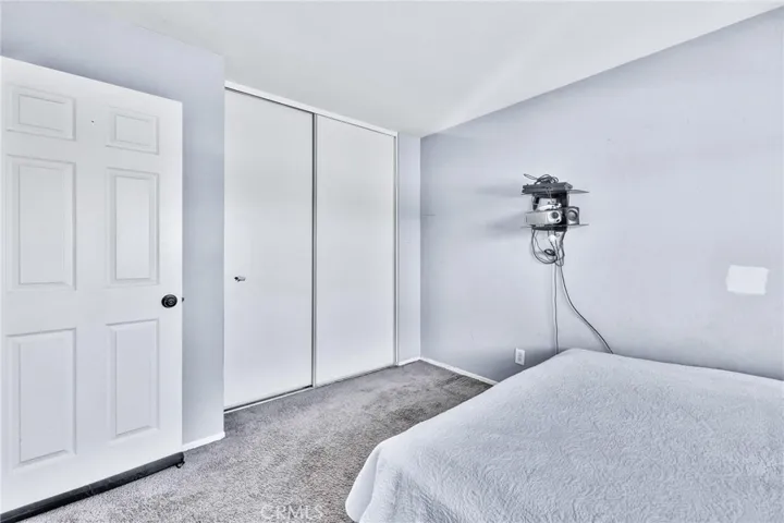 16045 Peach Tree, Fontana, California 92337