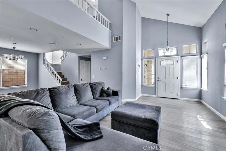 16045 Peach Tree, Fontana, California 92337
