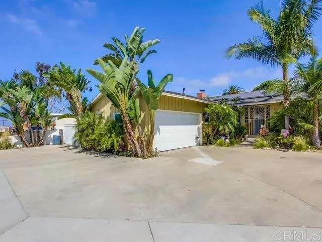 63 L, Chula Vista, California 91911