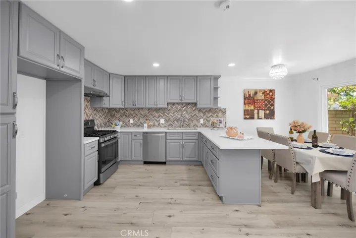 17311 Peach, Irvine, California 92612