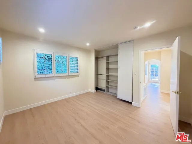 2000 San Ysidro Drive, Beverly Hills, California 90210