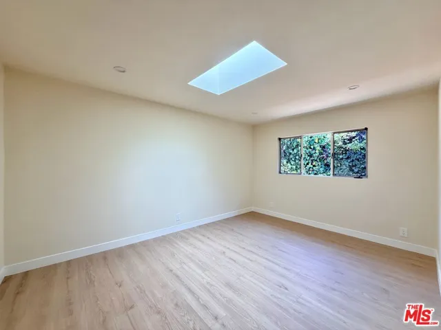 2000 San Ysidro Drive, Beverly Hills, California 90210