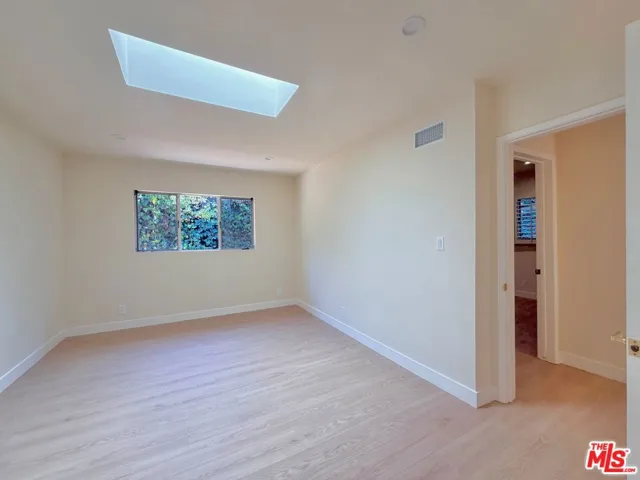 2000 San Ysidro Drive, Beverly Hills, California 90210