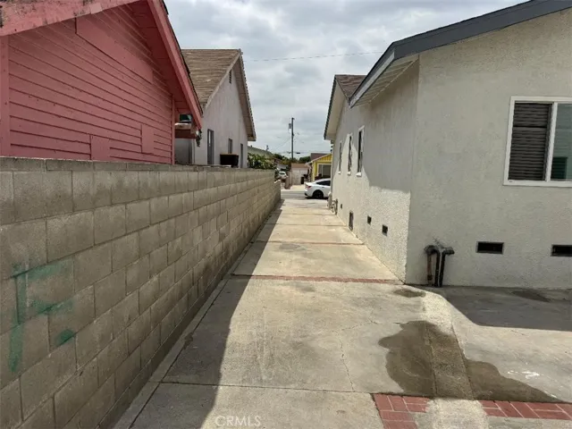 622 Eastmont, Los Angeles, California 90022