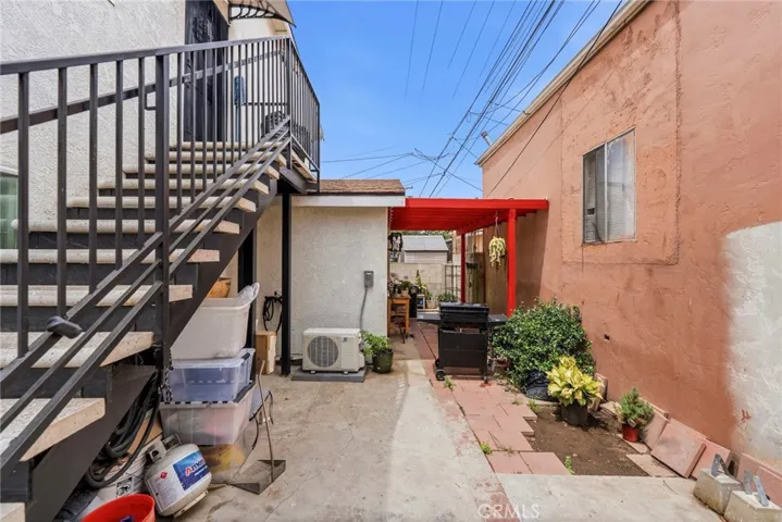 622 Eastmont, Los Angeles, California 90022