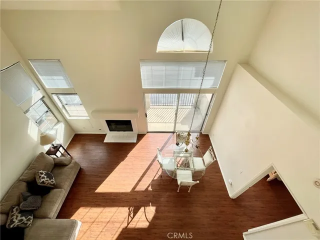 350 Via Capri 201, Corona, California 92879