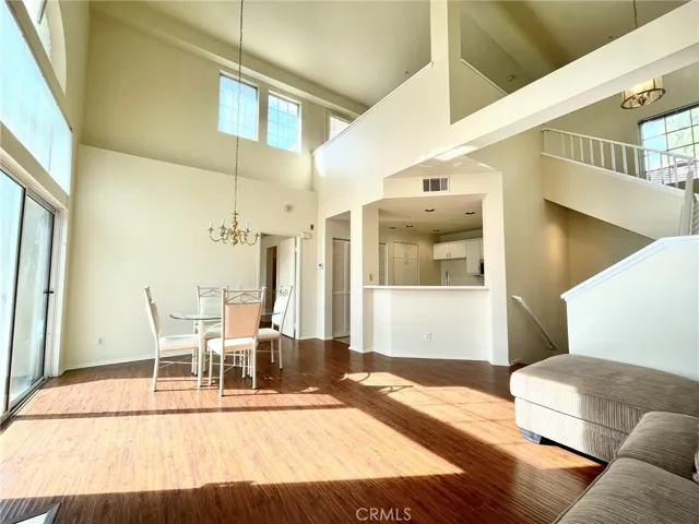 350 Via Capri 201, Corona, California 92879