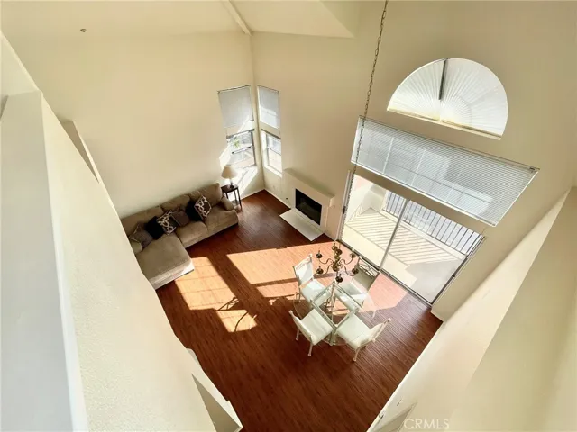 350 Via Capri 201, Corona, California 92879