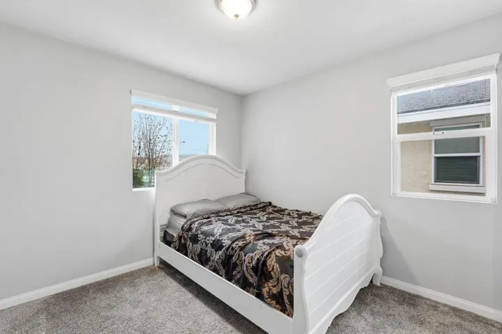 522 Mary Lane, El Cajon, California 92021
