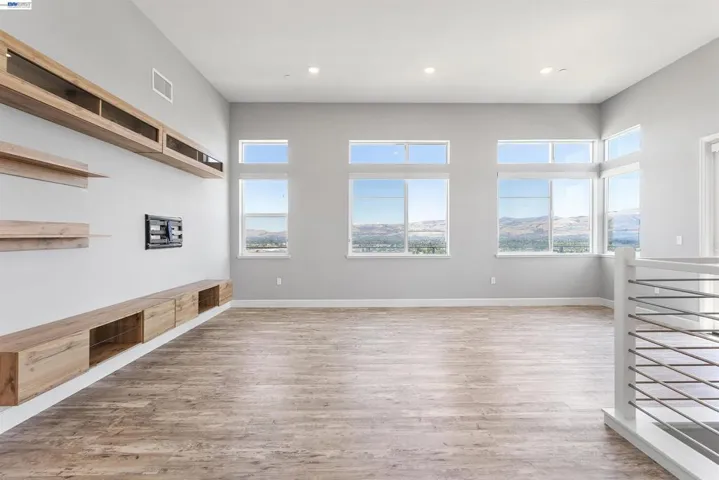 151 Manly Terrace, San Jose, California 95136