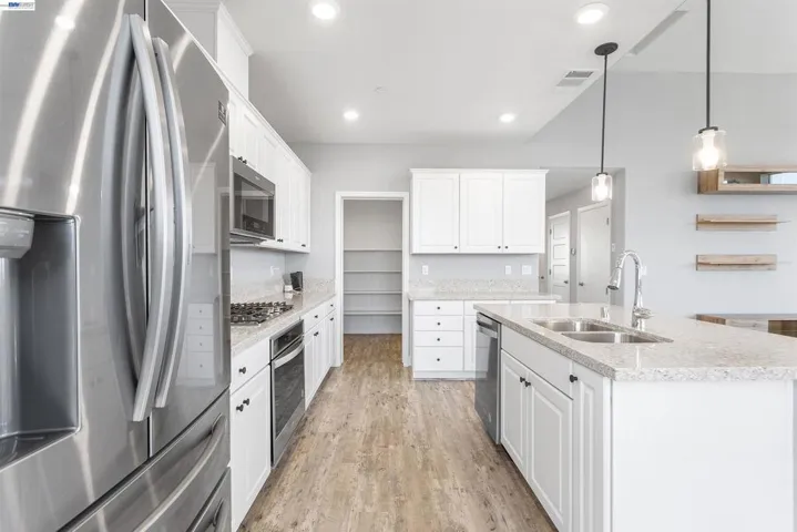 151 Manly Terrace, San Jose, California 95136