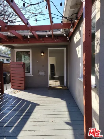 3129 Roberts Avenue, Culver City, California 90232