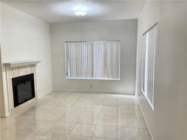 18319 Hart Street 3, Reseda, California 91335