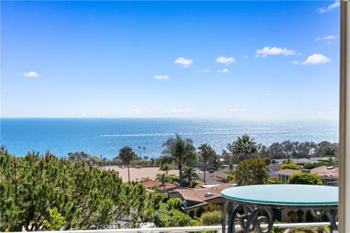 21662 Ocean Vista Drive D, Laguna Beach, California 92651