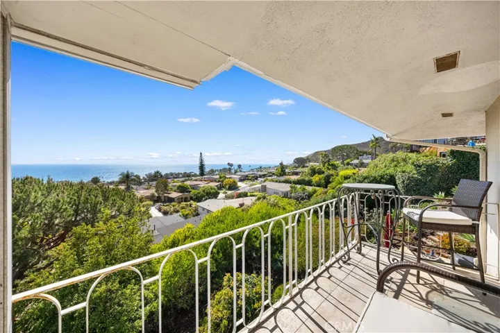 21662 Ocean Vista Drive D, Laguna Beach, California 92651