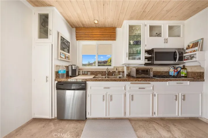 21662 Ocean Vista Drive D, Laguna Beach, California 92651