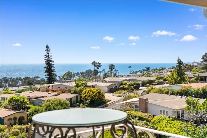 21662 Ocean Vista Drive D, Laguna Beach, California 92651