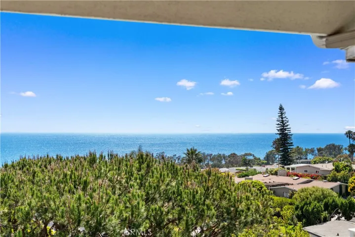 21662 Ocean Vista Drive D, Laguna Beach, California 92651