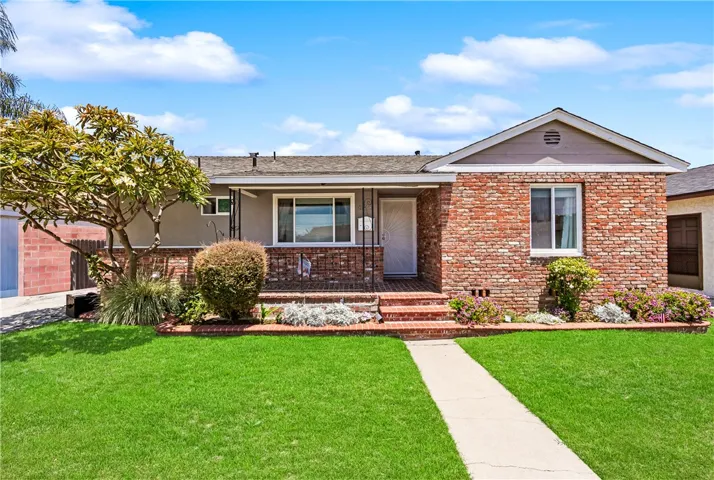6415 Hardwick, Lakewood, California 90713