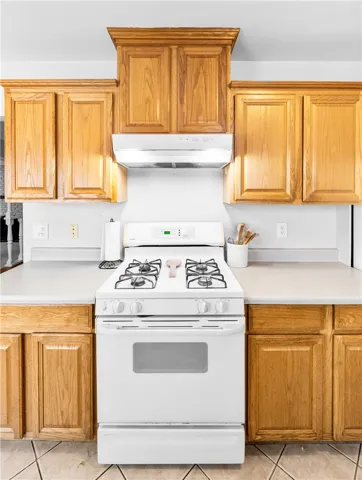 6415 Hardwick, Lakewood, California 90713