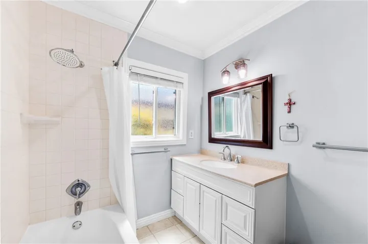 6415 Hardwick, Lakewood, California 90713