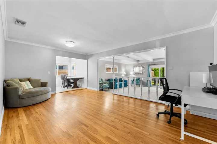 6415 Hardwick, Lakewood, California 90713