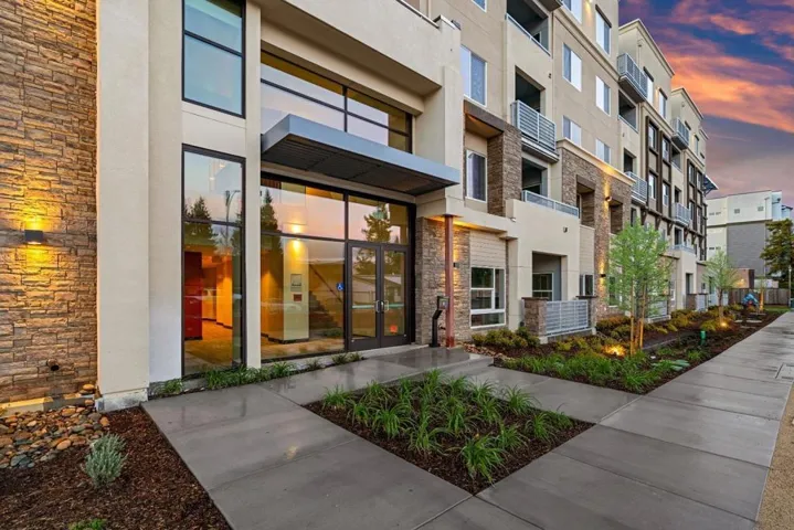 1853 Almaden Road 308, San Jose, California 95125