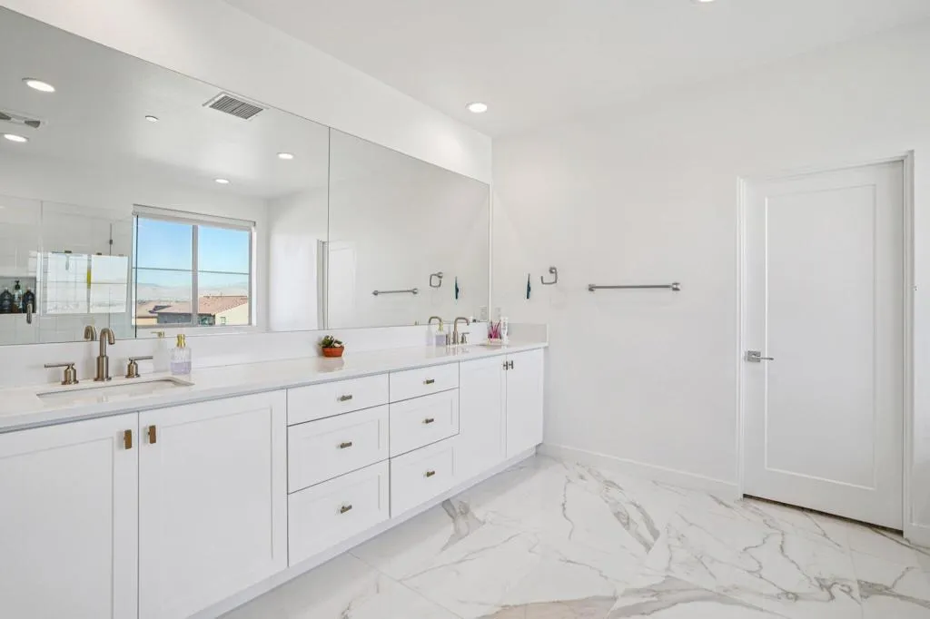 30-web-or-mls-Nichols Dr-S1312-028