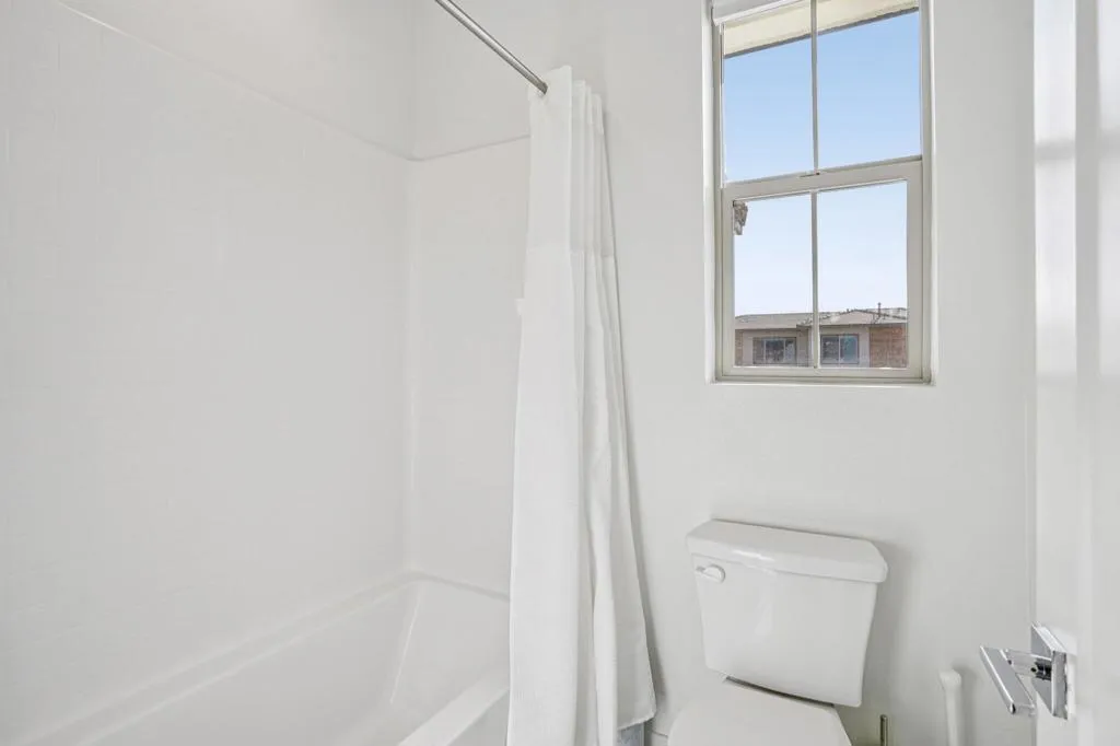 39-web-or-mls-Nichols Dr-S1312-037
