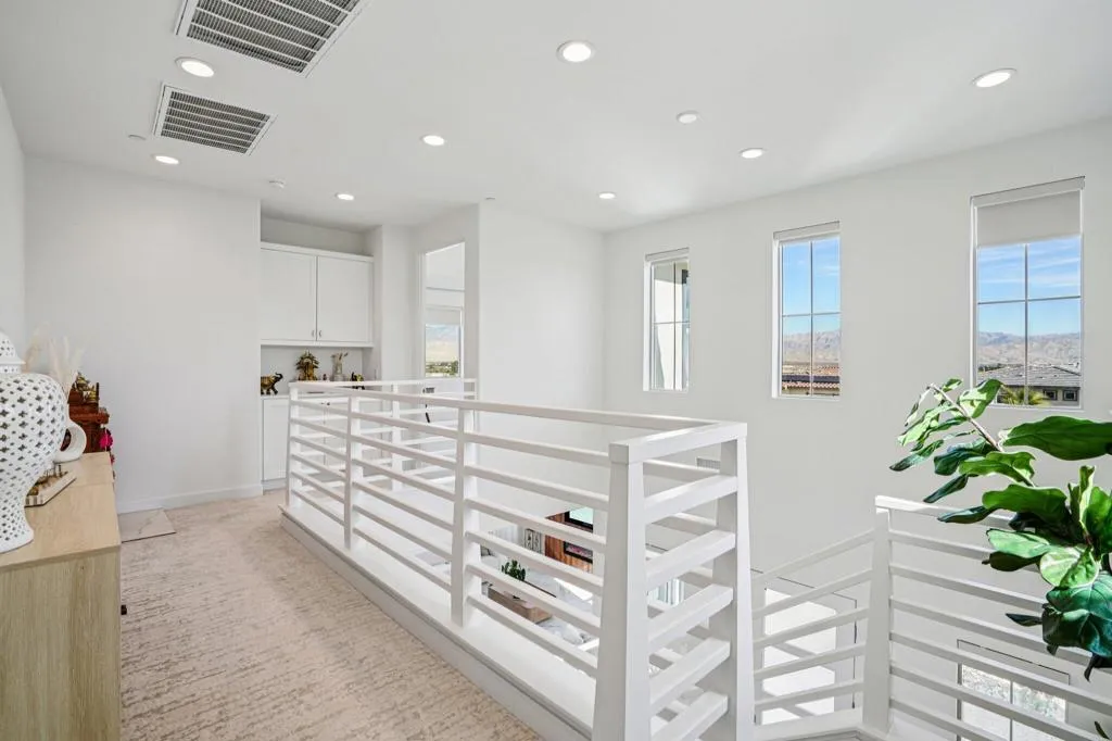 34-web-or-mls-Nichols Dr-S1312-032