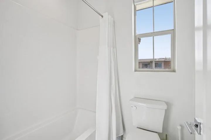 39-web-or-mls-Nichols Dr-S1312-037