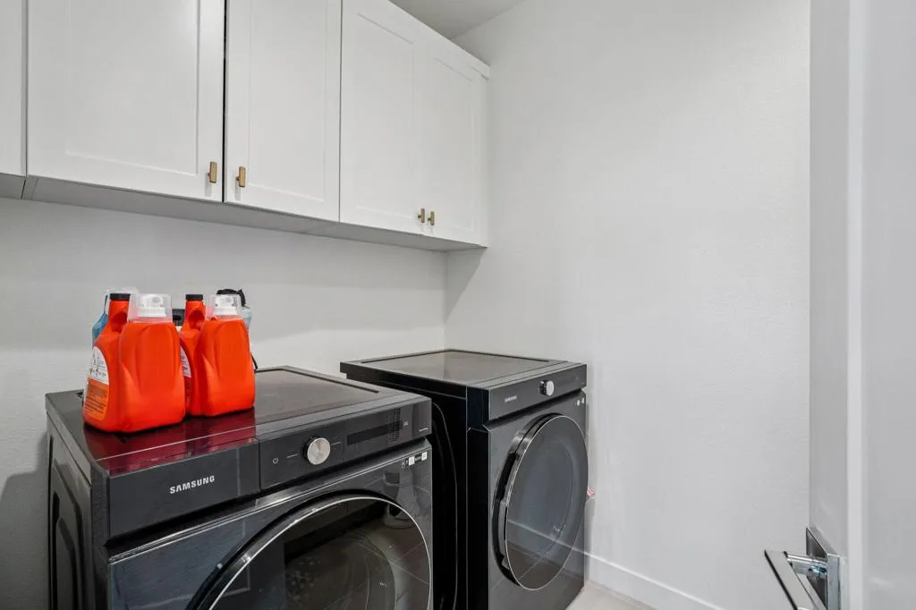 37-web-or-mls-Nichols Dr-S1312-035