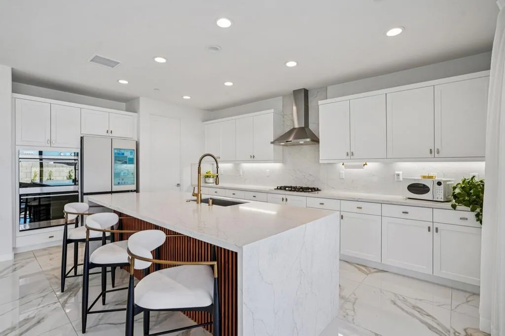 16-web-or-mls-Nichols Dr-S1312-014