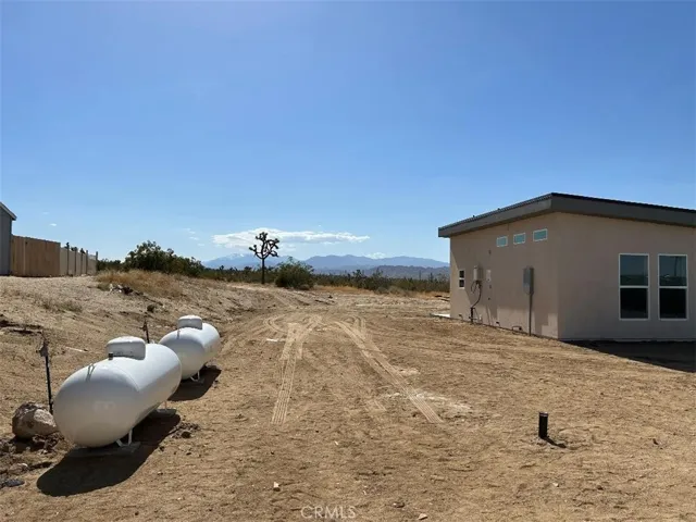 7374 Olympic Road, Joshua Tree, California 92252
