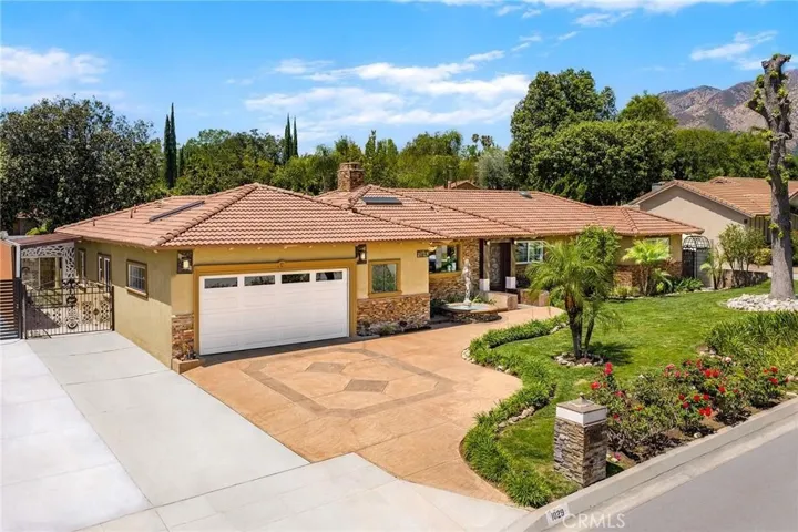 1029 Burnell Oaks Lane, Arcadia, California 91006