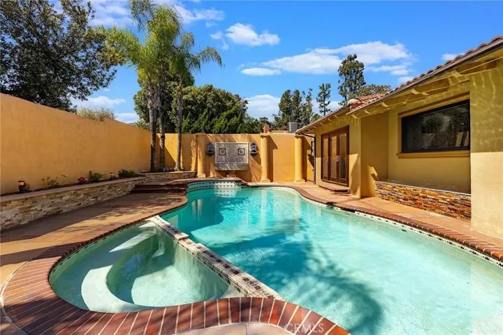 1029 Burnell Oaks Lane, Arcadia, California 91006