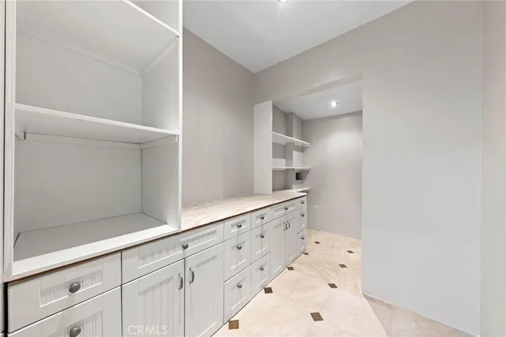 1029 Burnell Oaks Lane, Arcadia, California 91006