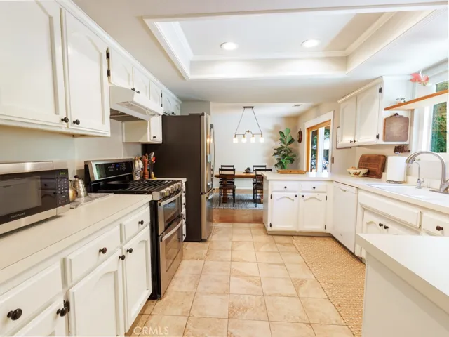 ...an efficient kitchen...