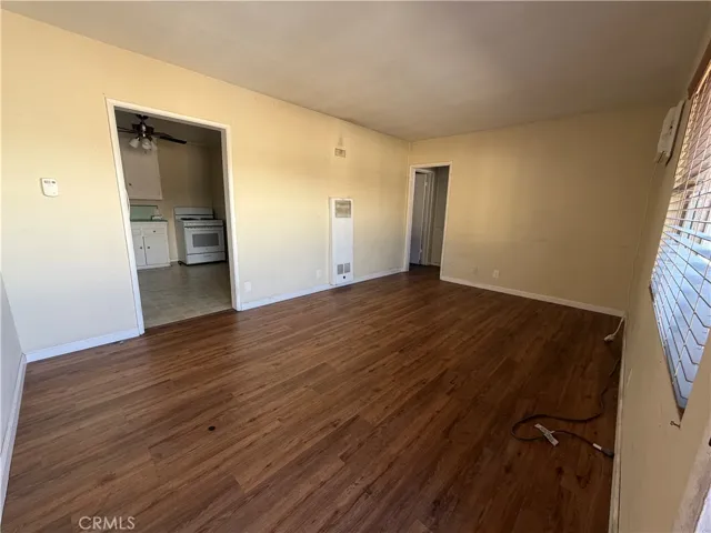 7601 N Hollywood, Burbank, California 91505