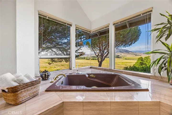 1772 Cordova, San Luis Obispo, California 93405