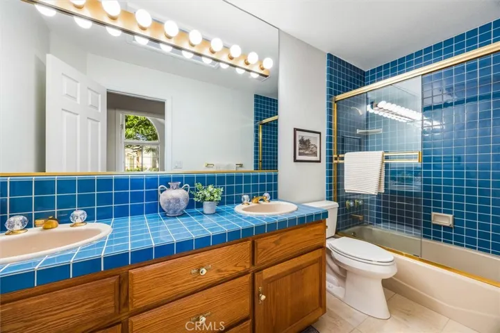 1772 Cordova, San Luis Obispo, California 93405