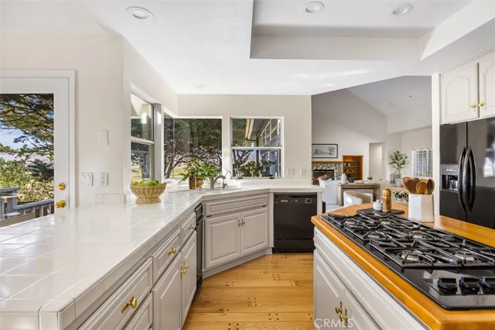 1772 Cordova, San Luis Obispo, California 93405
