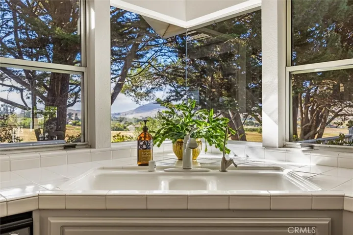 1772 Cordova, San Luis Obispo, California 93405