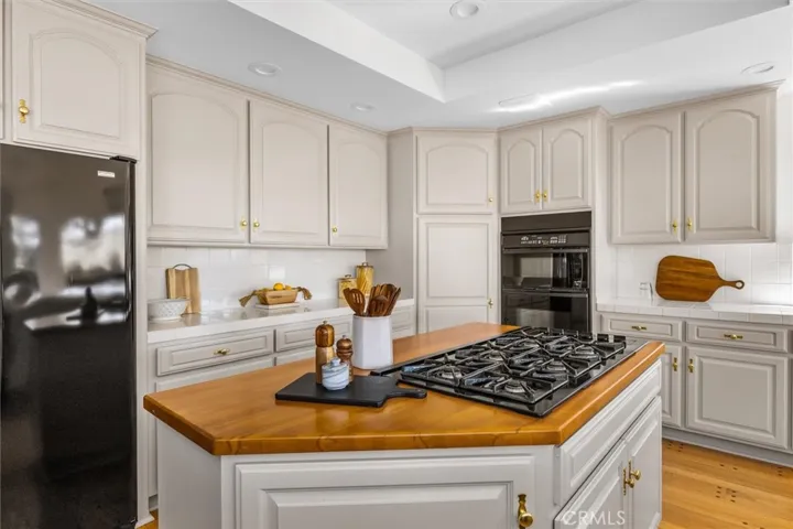 1772 Cordova, San Luis Obispo, California 93405