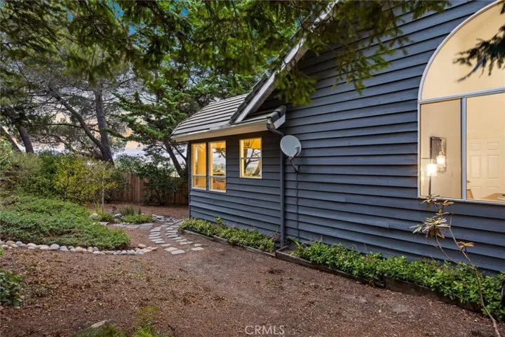 1772 Cordova, San Luis Obispo, California 93405
