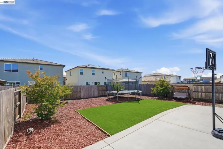 3134 Feather Rd, Manteca, California 95337