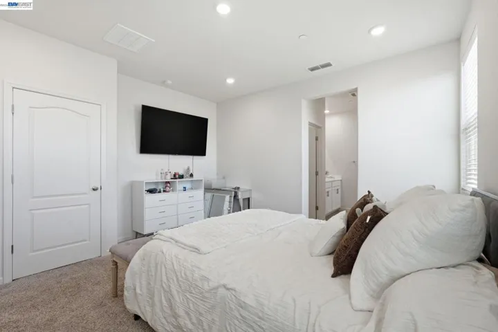 3134 Feather Rd, Manteca, California 95337