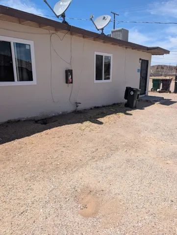 1390 Riverside Drive, Barstow, California 92311