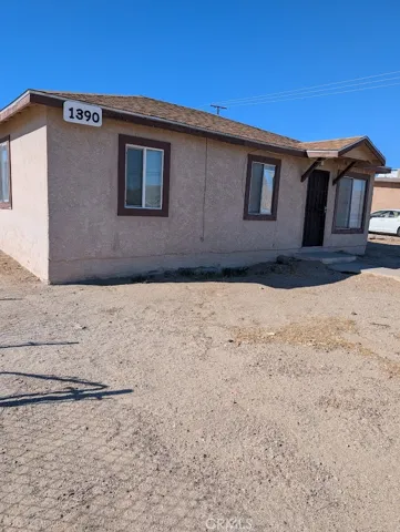 1390 Riverside Drive, Barstow, California 92311